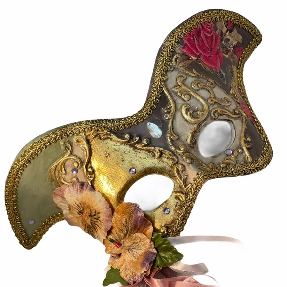 Katherines Collection Mask Decor masquerade party - Picture 3 of 3